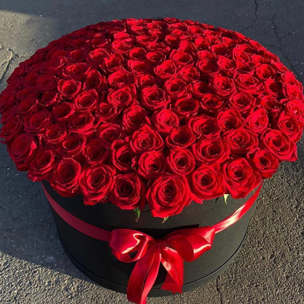  Alanya Flower Order 151 roses in box