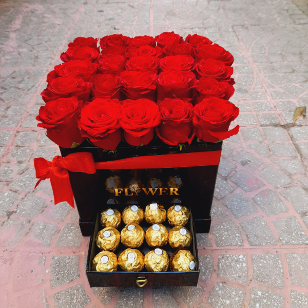 Alanya Flower Delivery Ferrero rocher 25 roses